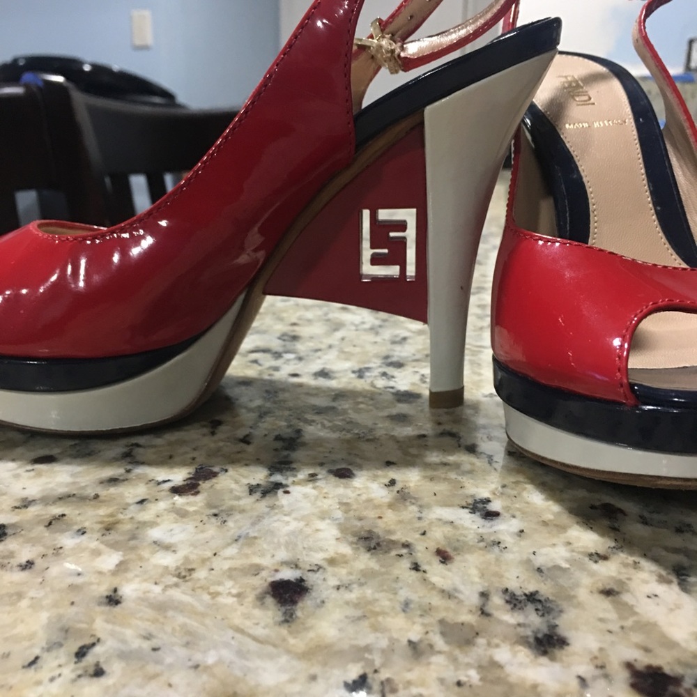 Fendi - Picture 4 of 10